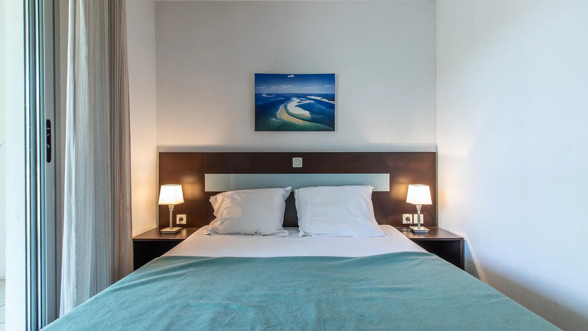 ** Aparthotel Vacanceole - Residence Le Crystal Cagnes-sur-Mer France