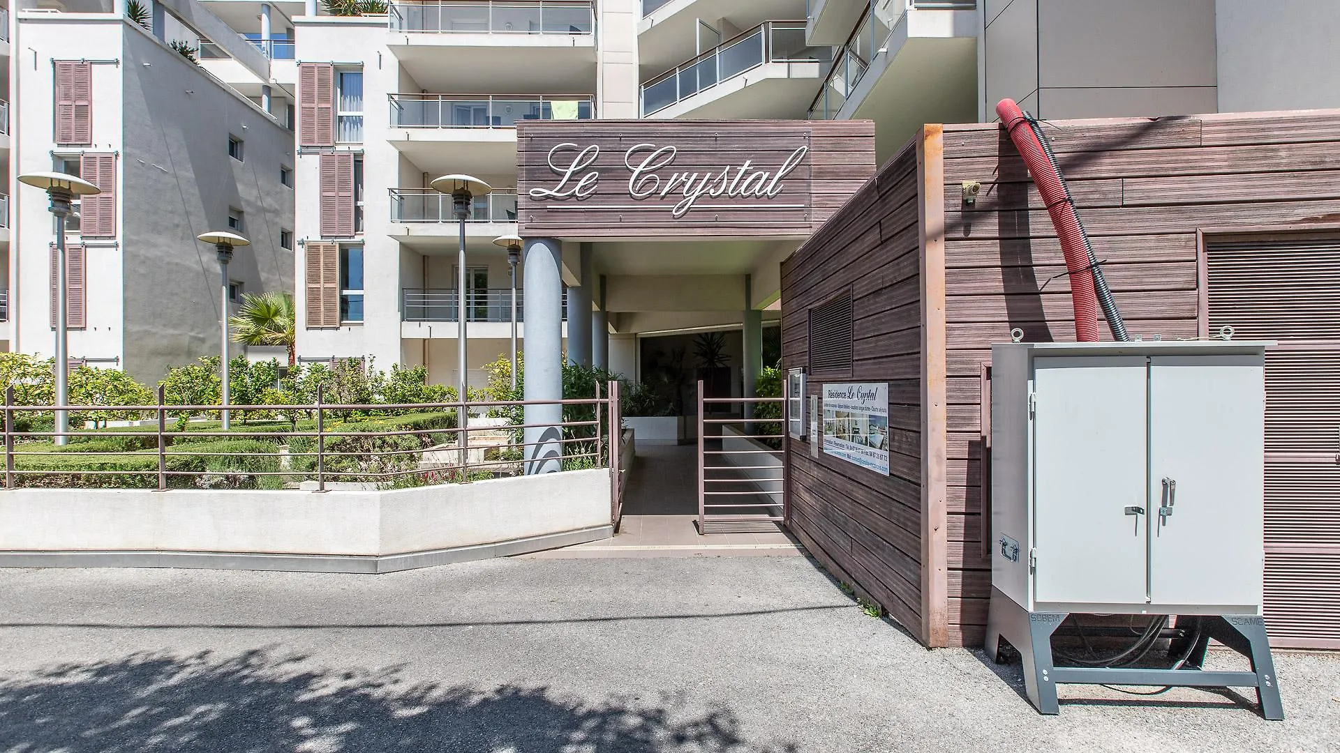 Vacanceole - Residence Le Crystal Cagnes-sur-Mer 2*,
