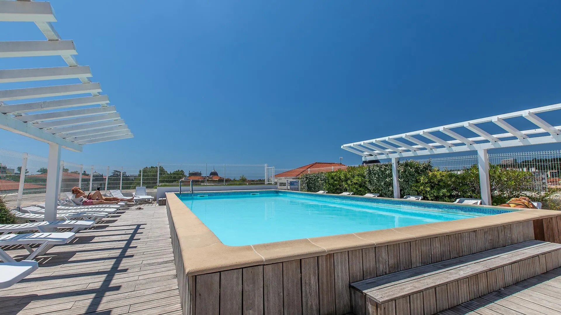 Vacancéole - Résidence Le Crystal Cagnes-sur-Mer 2*,  Francia