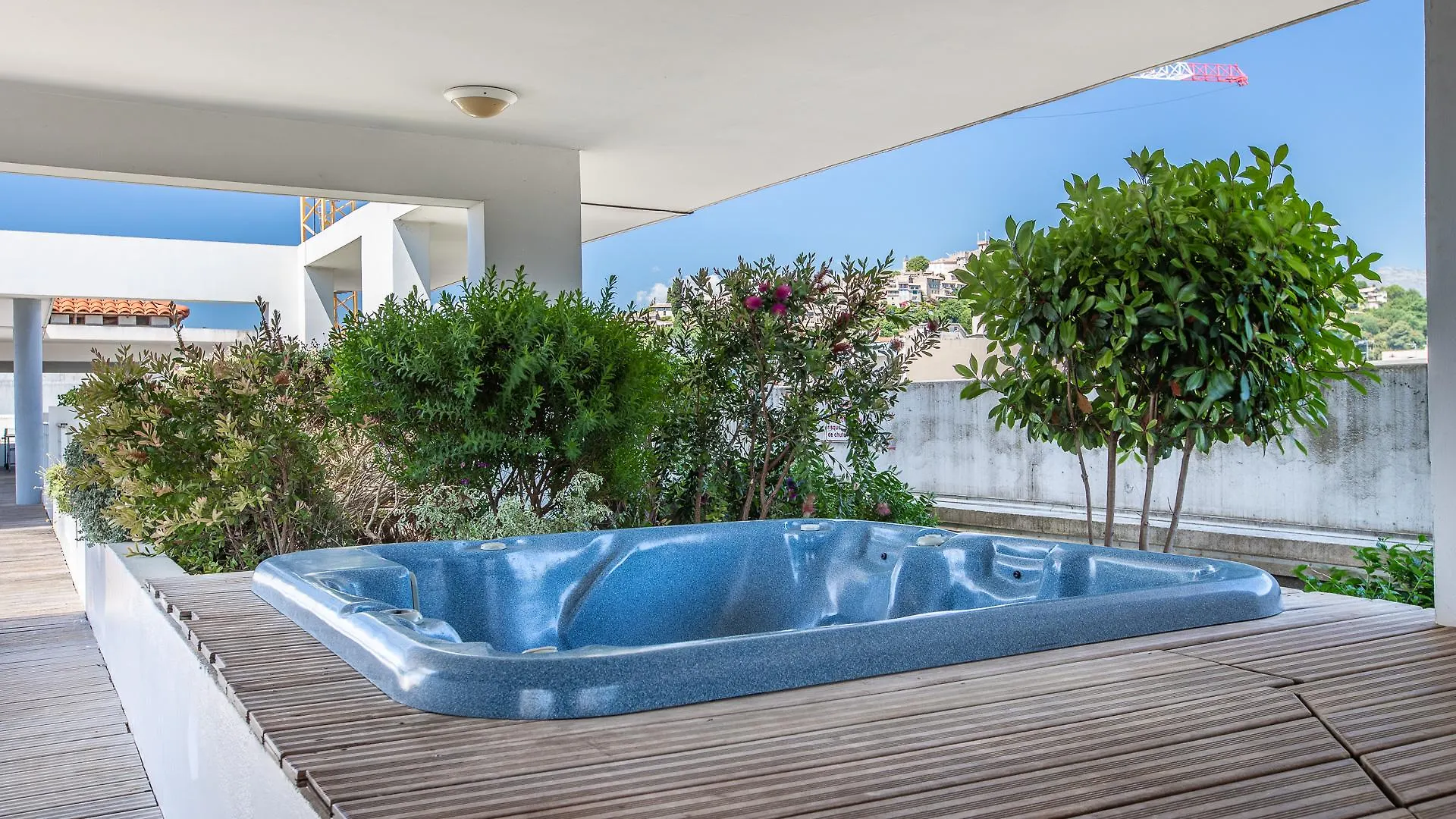 ** Aparthotel Vacanceole - Residence Le Crystal Cagnes-sur-Mer France