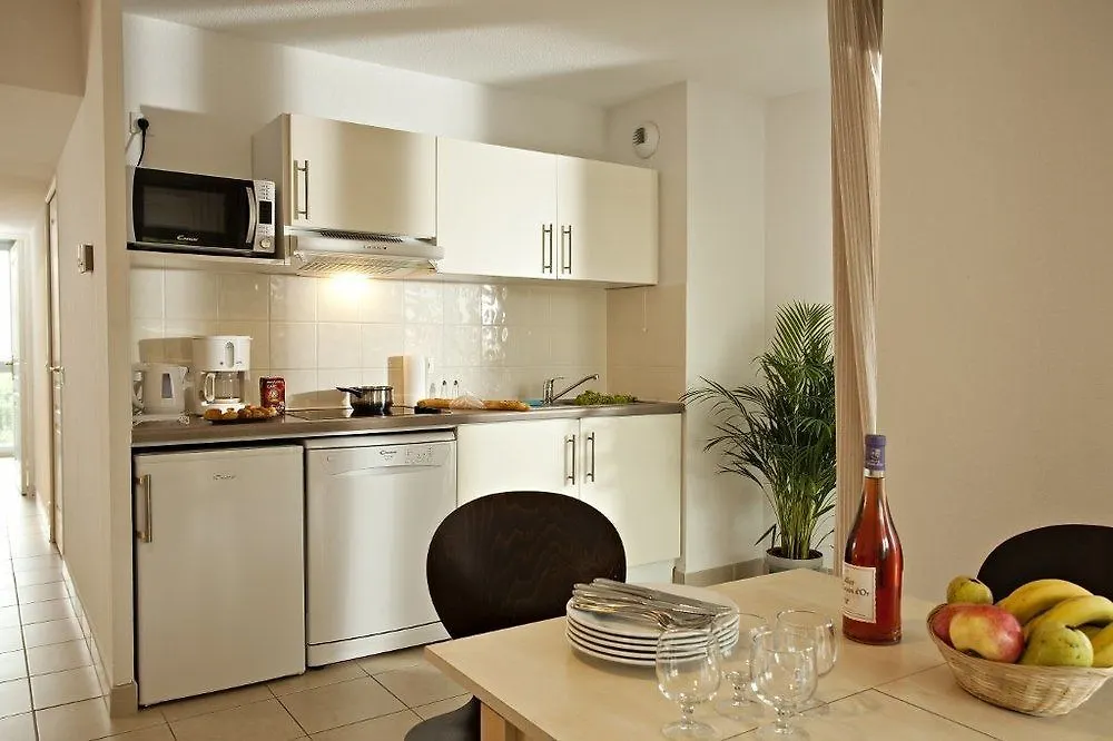 Vacanceole - Residence Le Crystal Кань-сюр-Мер Франция
